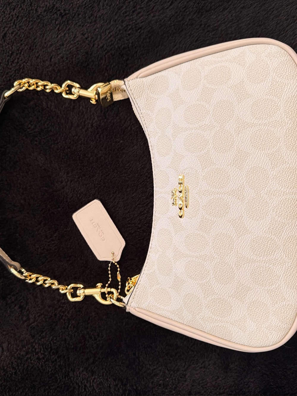 Coach Pebbled Signature Turnlock Shoulder Bag in Light Pink